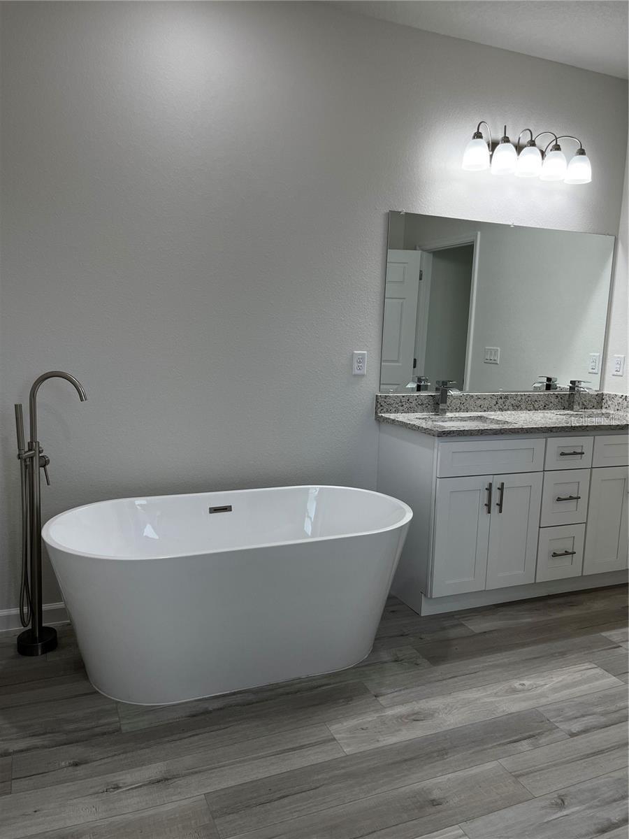 MARION OAKS - Residential Lease