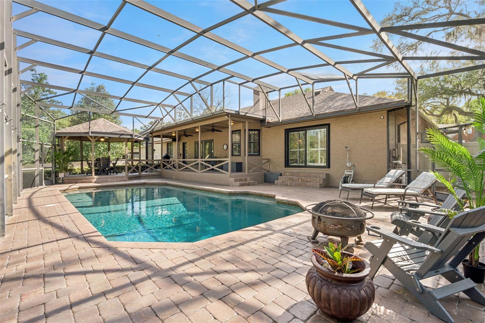 441 WILD OAK CIRCLE