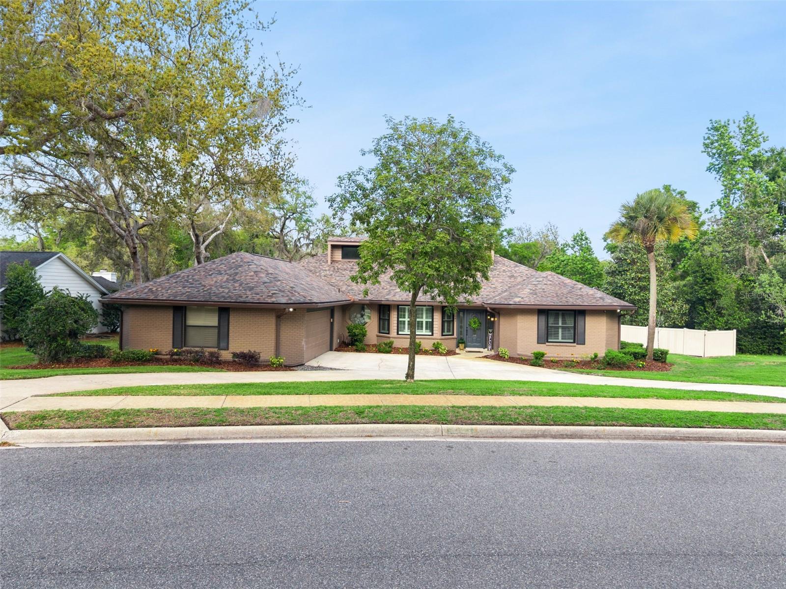 441 WILD OAK CIRCLE