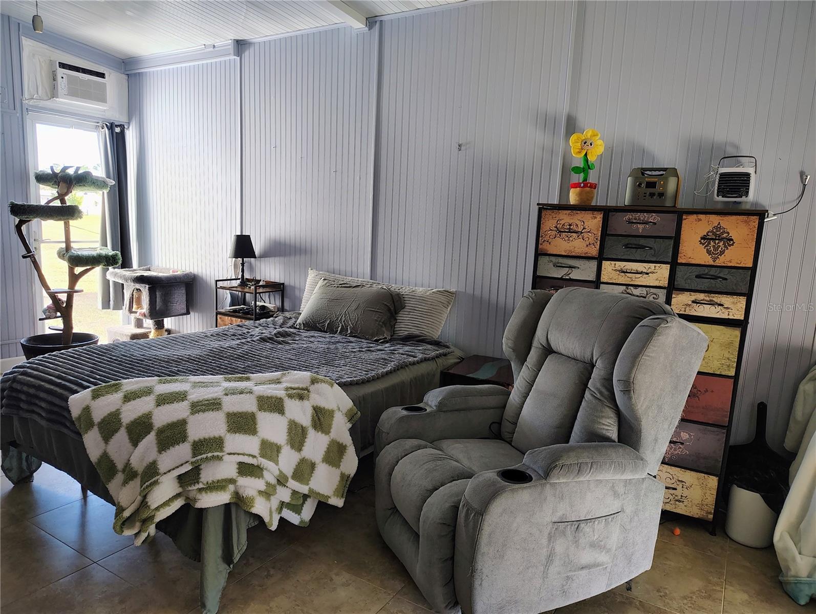 HOLIDAY PARK - Residential