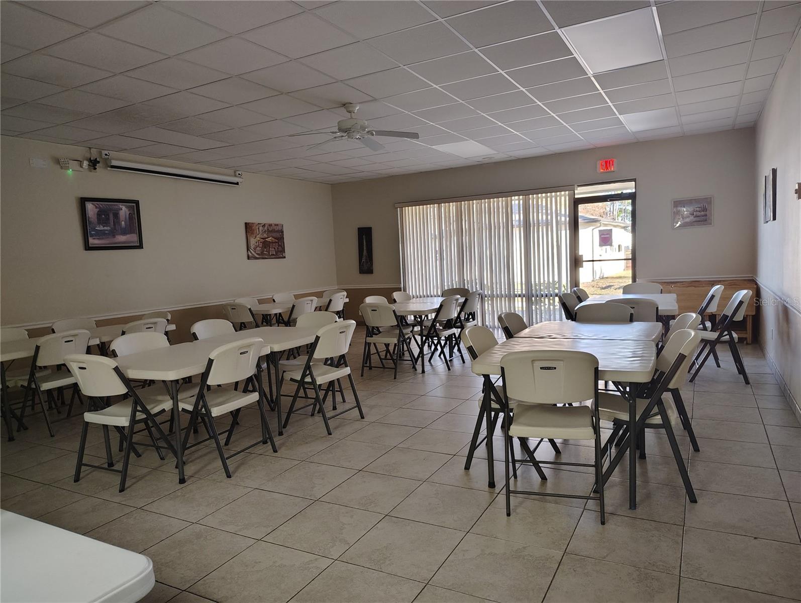 HOLIDAY PARK - Residential