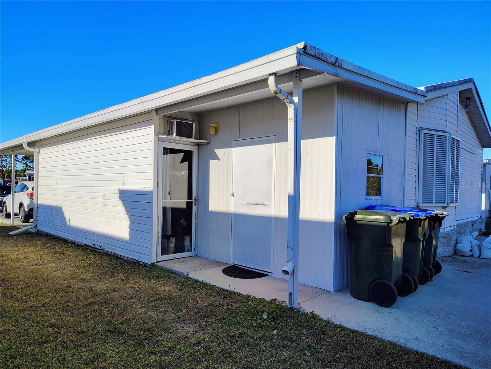 HOLIDAY PARK - Residential