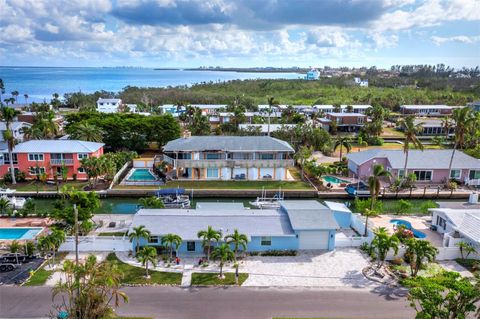 A home in LONGBOAT KEY