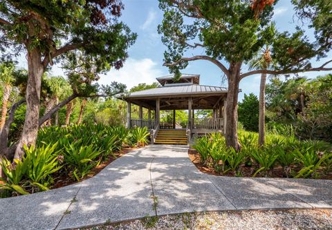 A home in LONGBOAT KEY