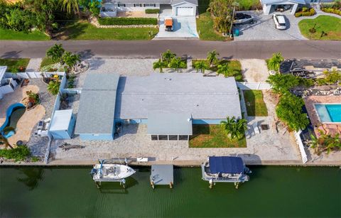 A home in LONGBOAT KEY