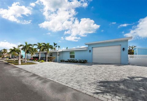 A home in LONGBOAT KEY