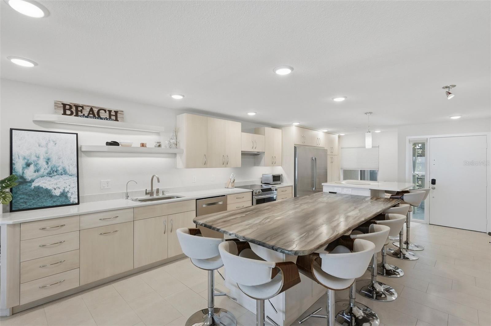 BELLEAIR KEY CONDO - Residential