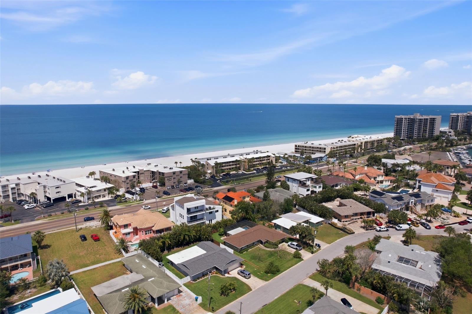 BELLEAIR KEY CONDO - Residential