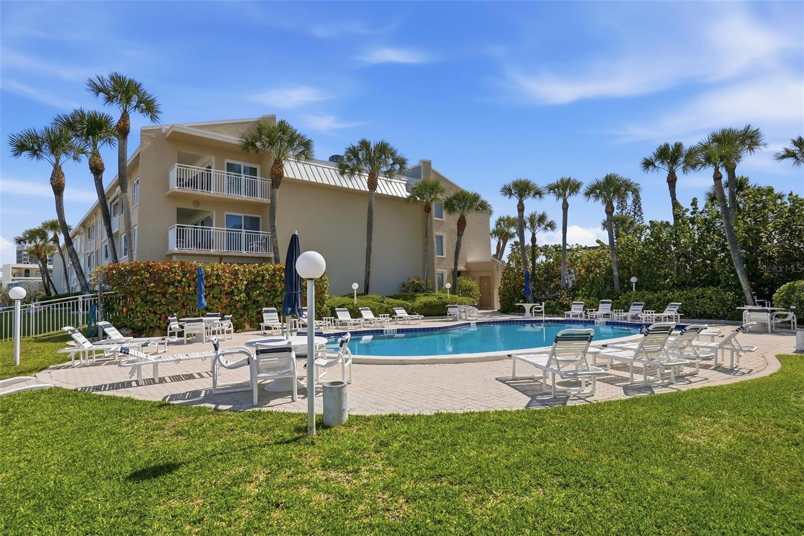 BELLEAIR KEY CONDO - Residential