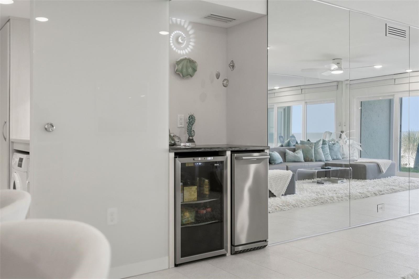 BELLEAIR KEY CONDO - Residential