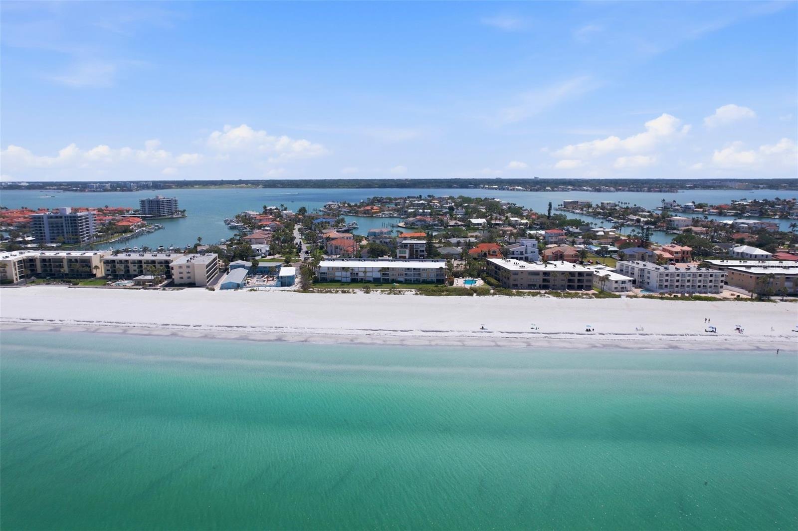 BELLEAIR KEY CONDO - Residential