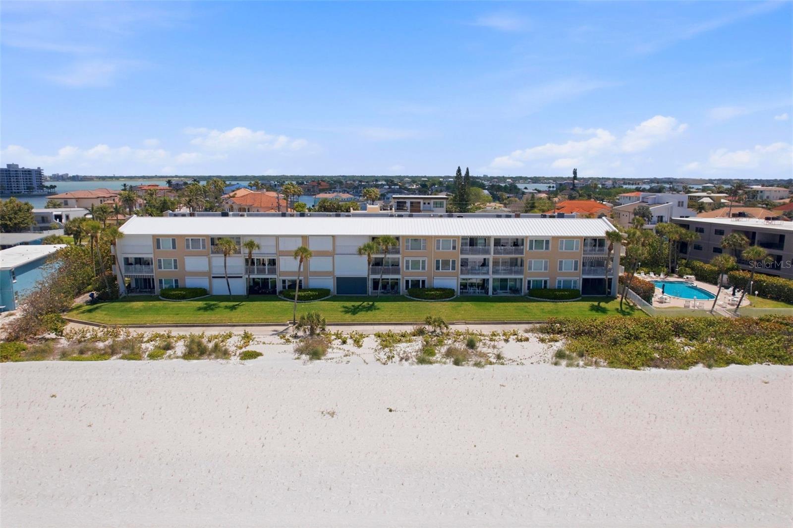 BELLEAIR KEY CONDO - Residential