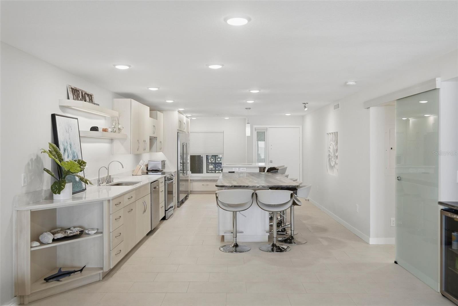 BELLEAIR KEY CONDO - Residential