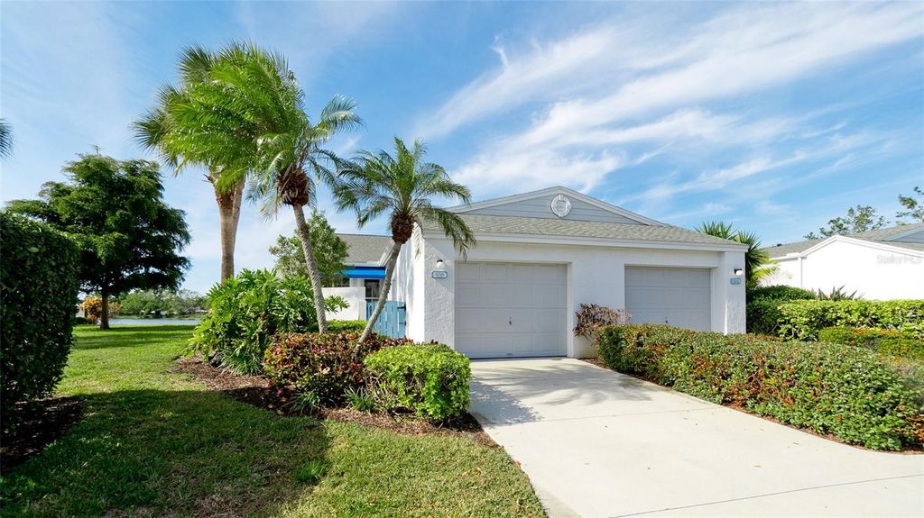 Photo of 836 Waterside Lane, Bradenton, FL 34209 (MLS # A4678391)