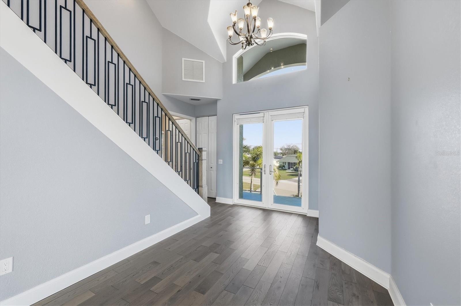 LANDINGS ON LEMON BAY - Residential