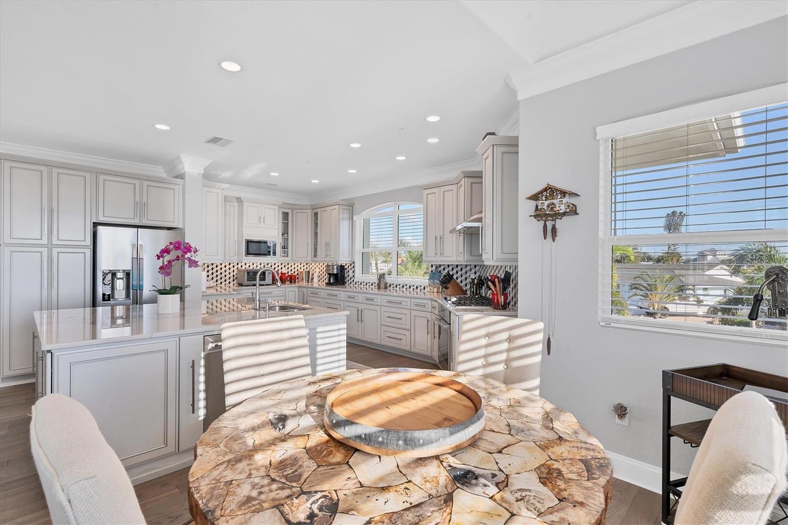 LANDINGS ON LEMON BAY - Residential