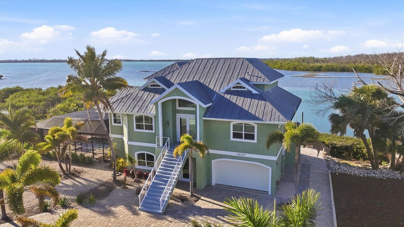 LANDINGS ON LEMON BAY - Residential