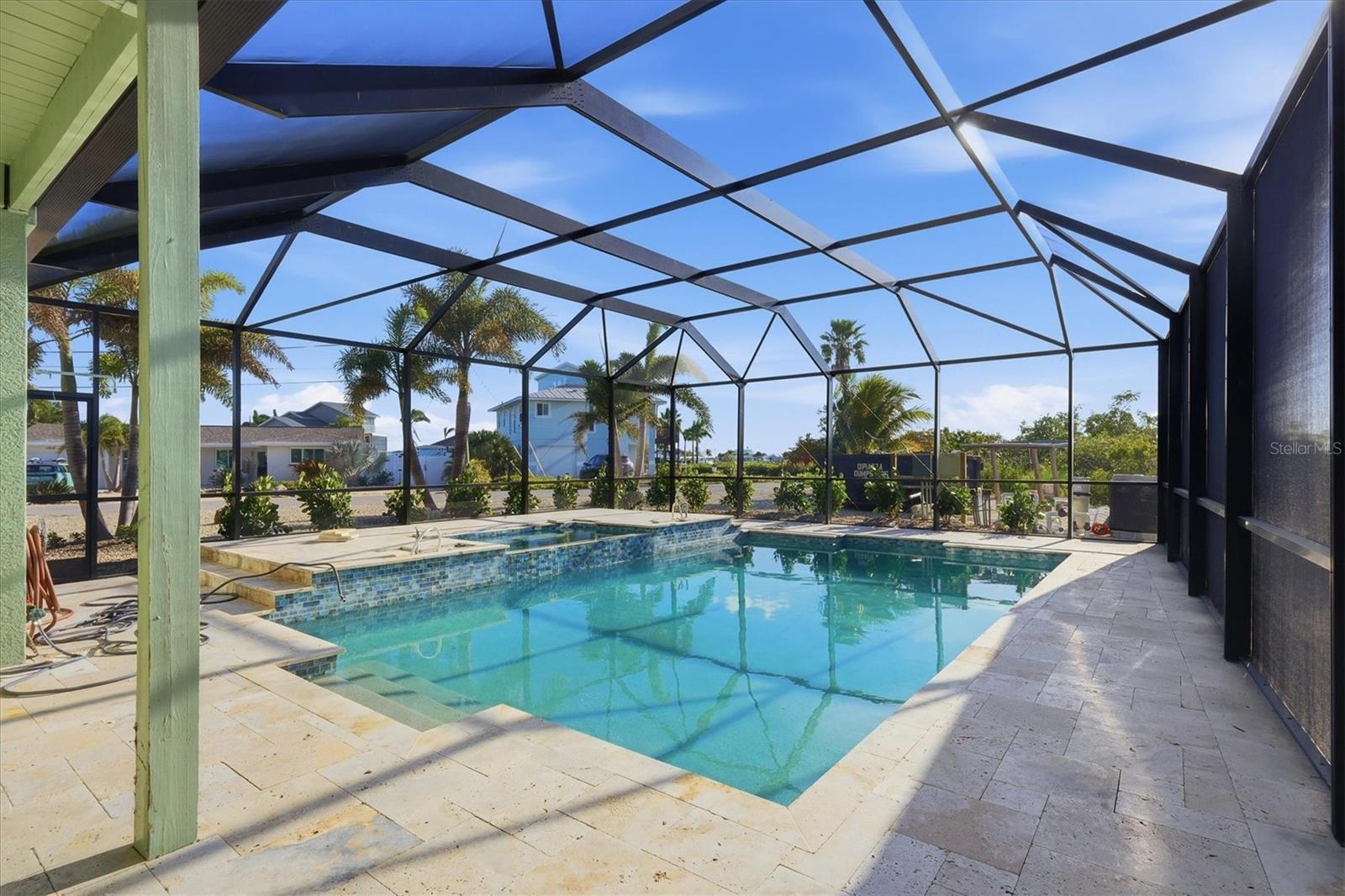 LANDINGS ON LEMON BAY - Residential