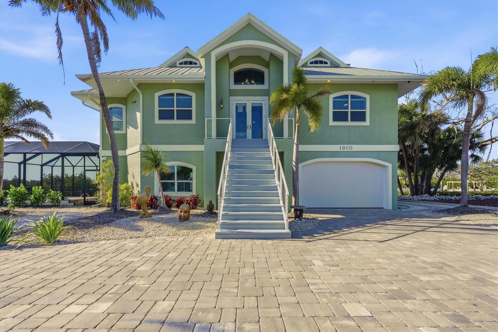 LANDINGS ON LEMON BAY - Residential