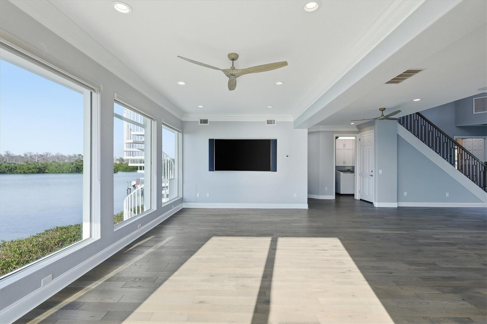 LANDINGS ON LEMON BAY - Residential