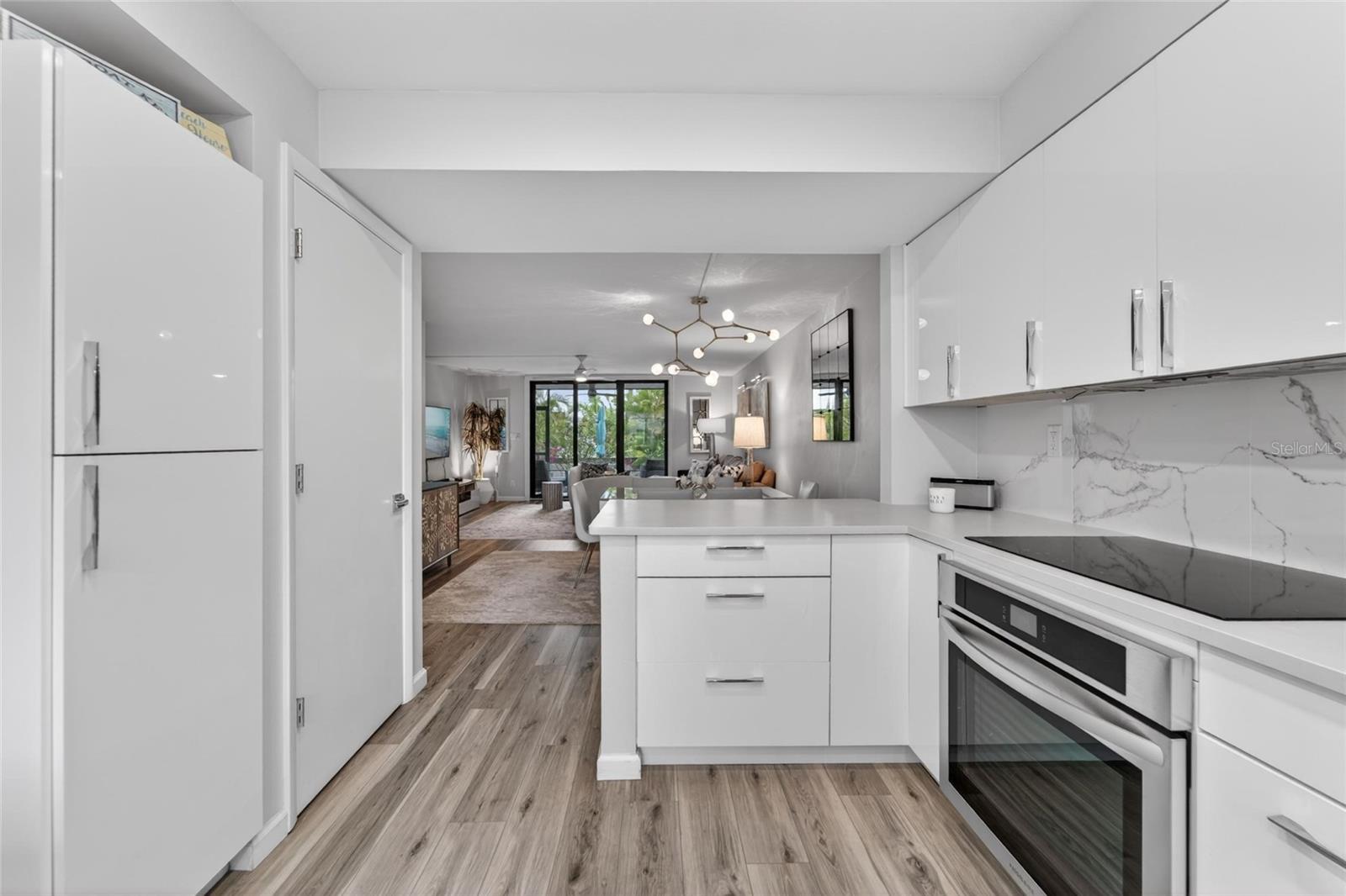 BAYPORT BCH & TEN PH F - Residential