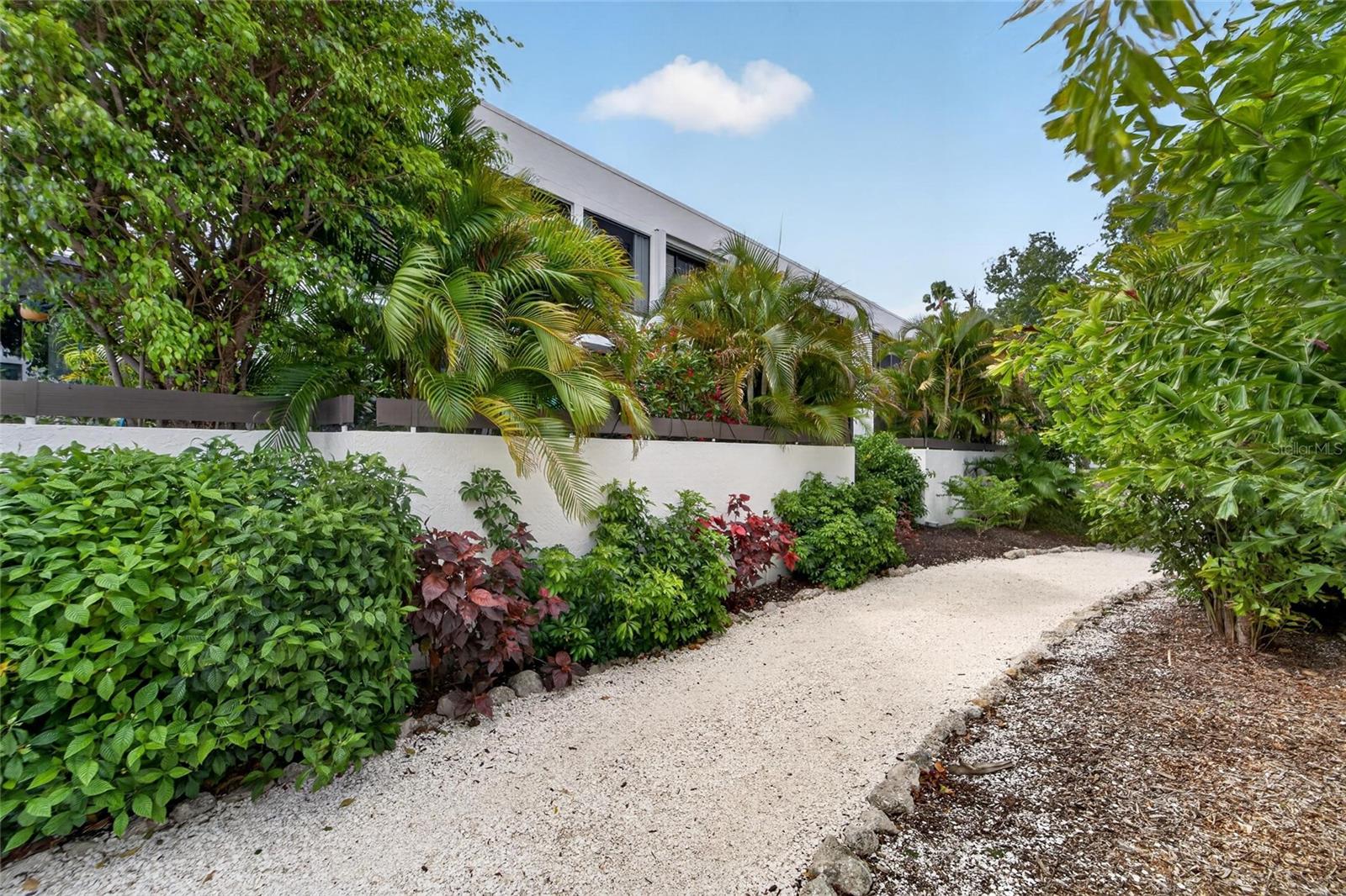 BAYPORT BCH & TEN PH F - Residential