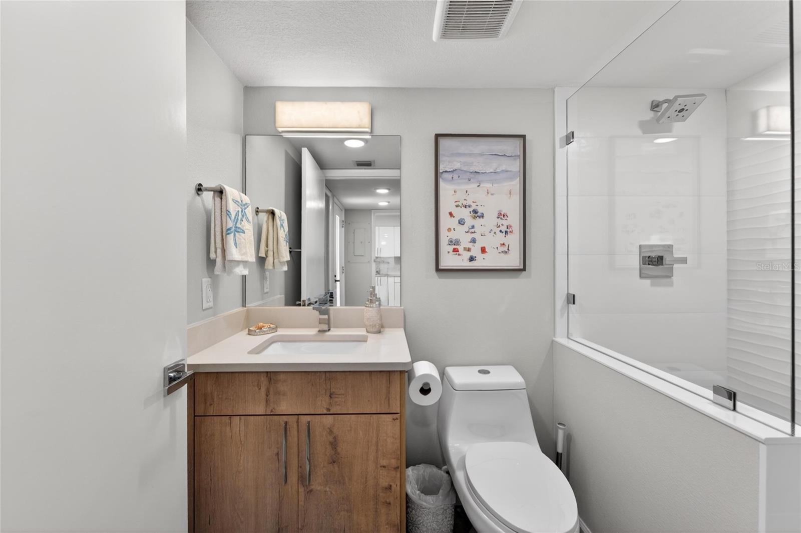 BAYPORT BCH & TEN PH F - Residential