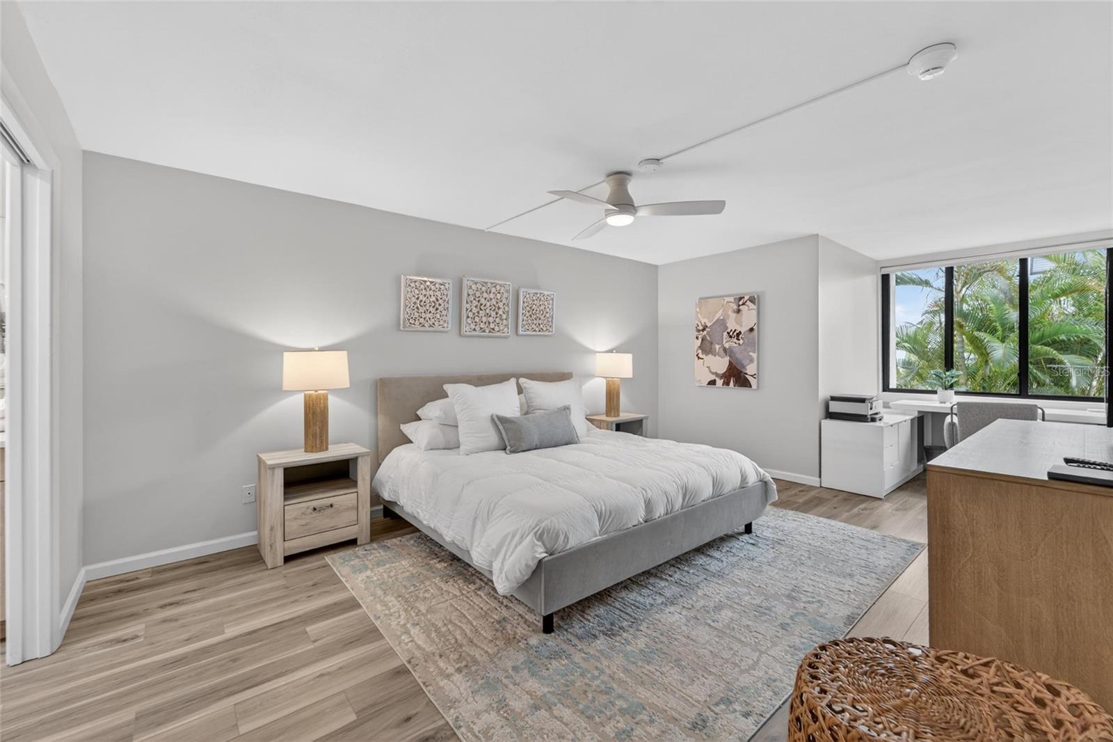 BAYPORT BCH & TEN PH F - Residential