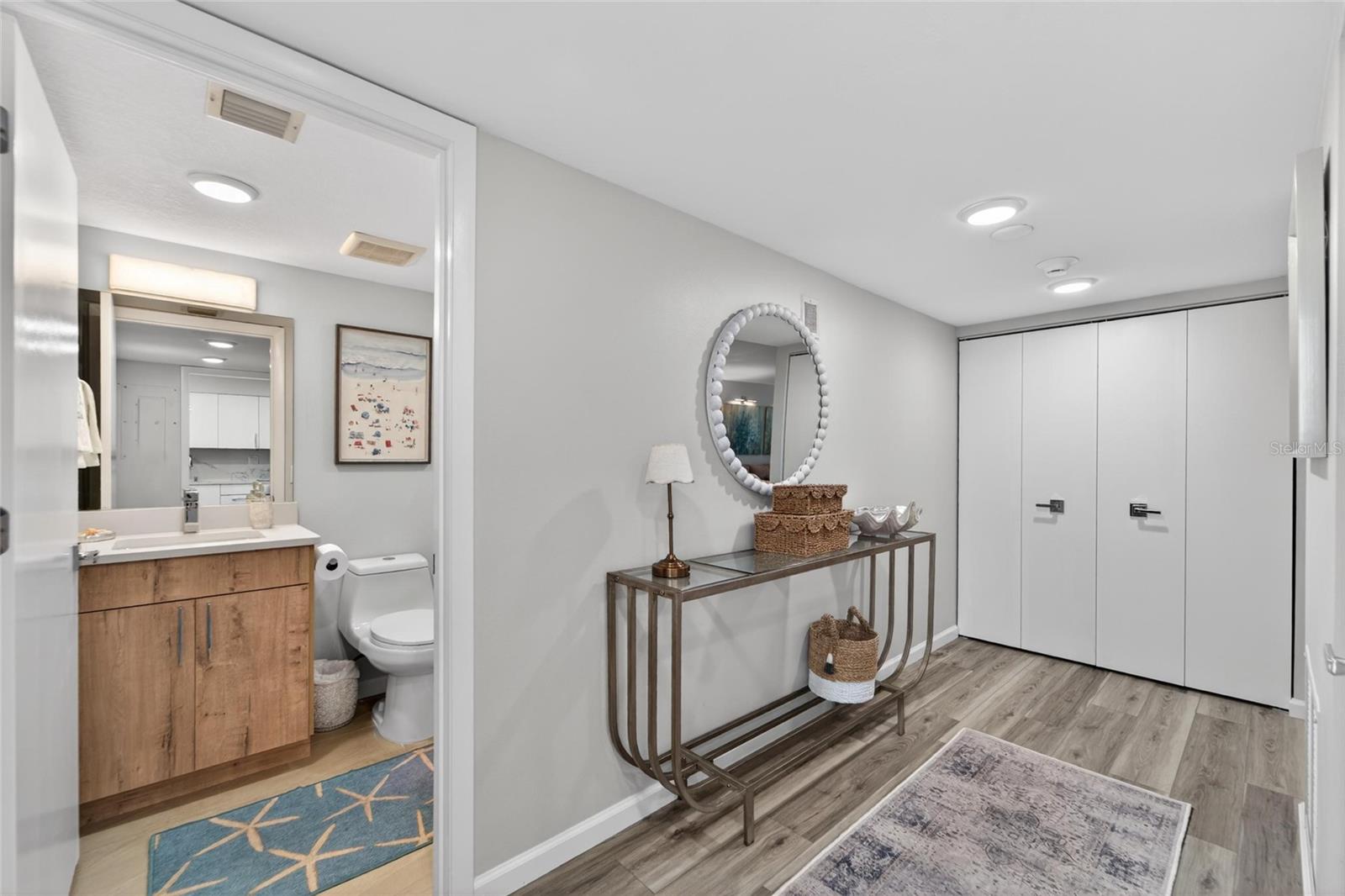 BAYPORT BCH & TEN PH F - Residential