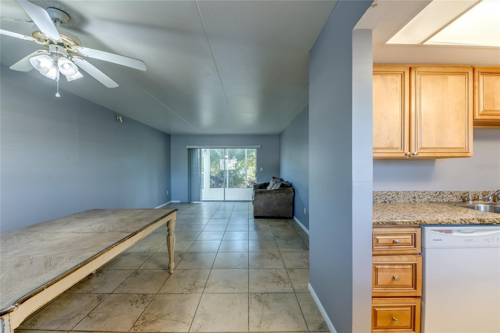 1003 TROPIC TERRACE