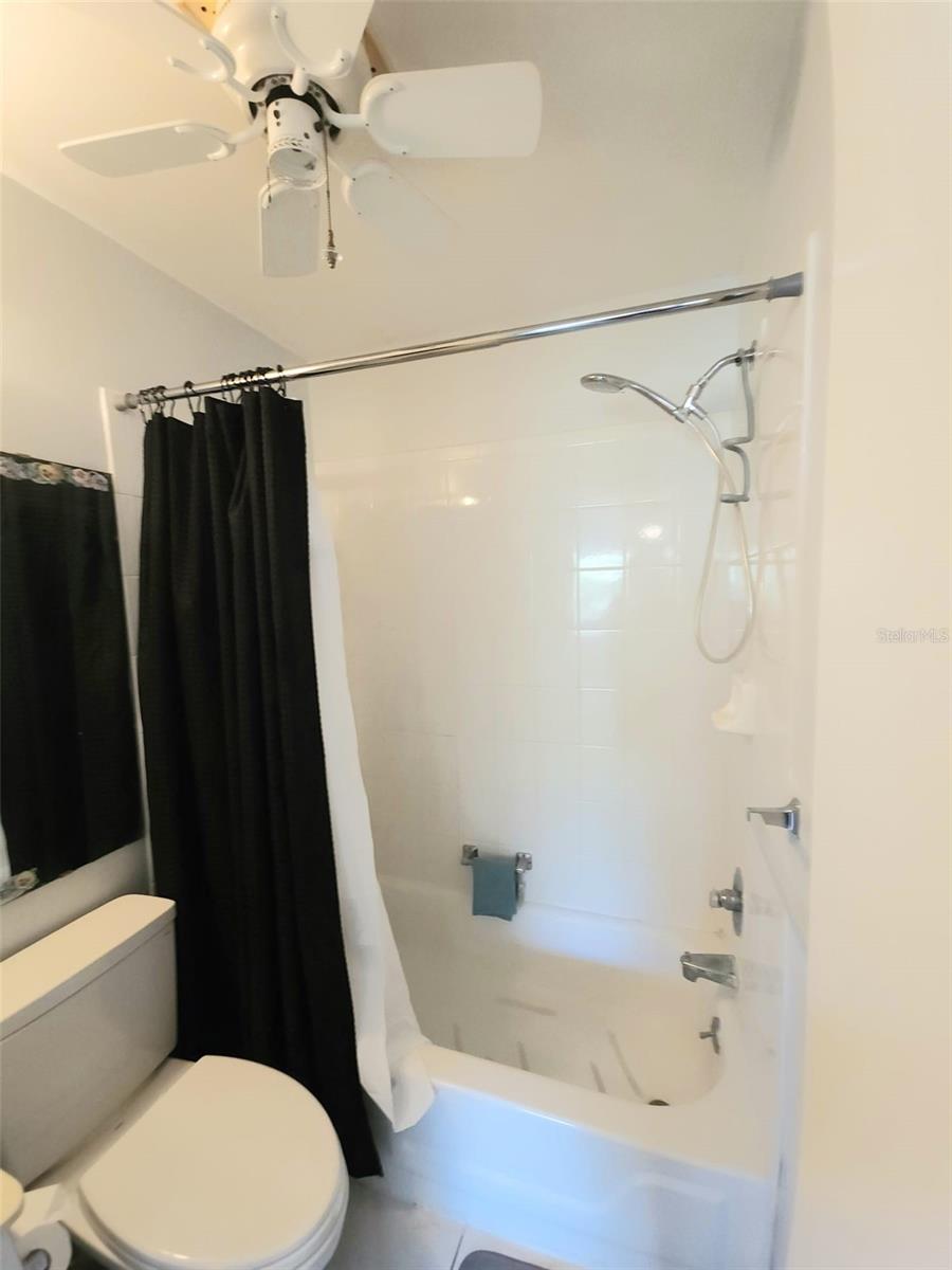 VILLAGE BROOKE SEC 1 - Residential Lease