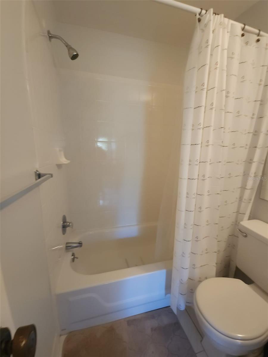 VILLAGE BROOKE SEC 1 - Residential Lease