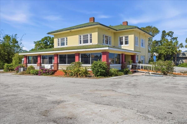 337 8TH AVE W, PALMETTO, FL 34221 - Image f40287ea601a18f082b1a26be21a0002/222653672