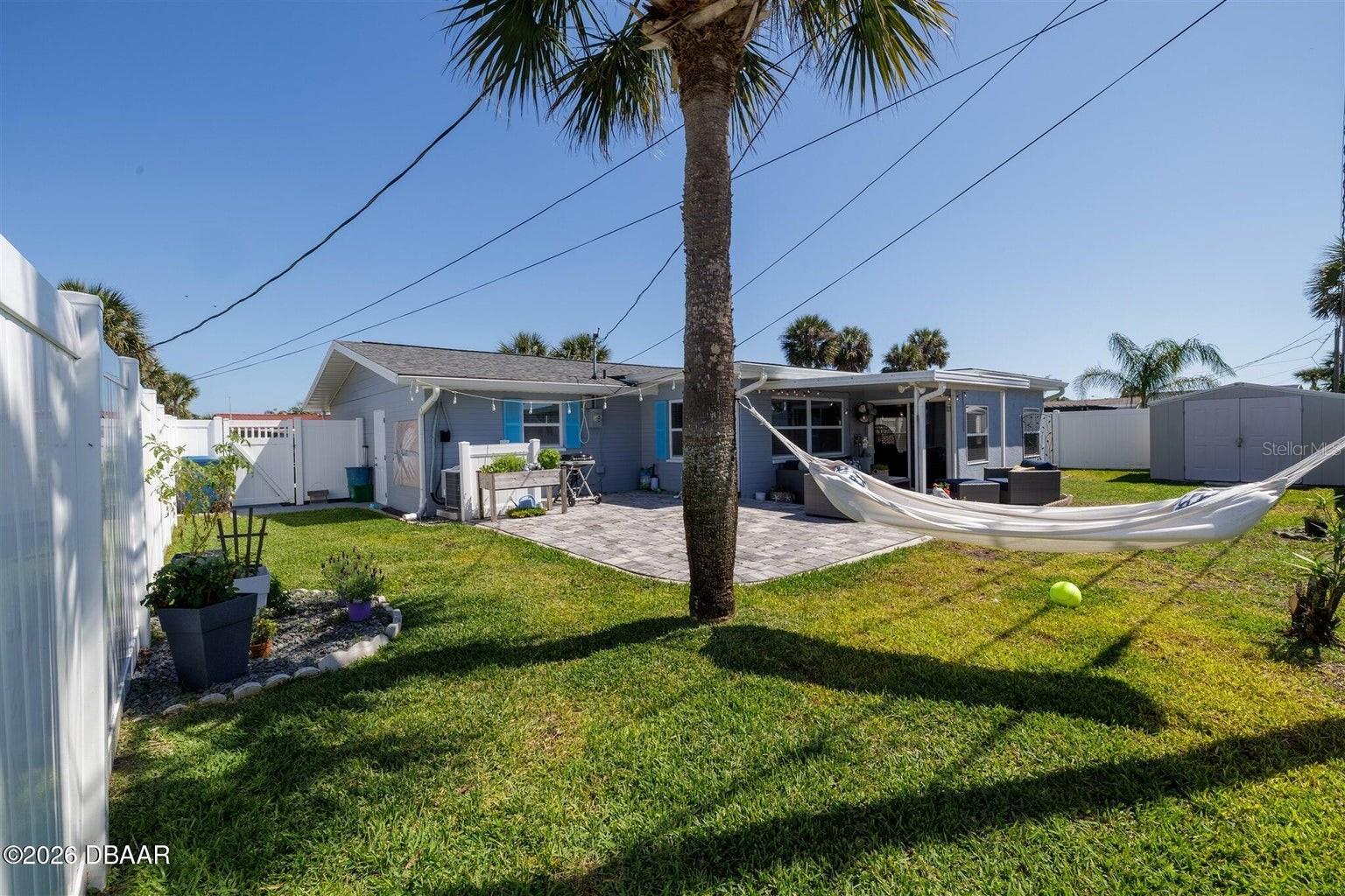 AQUA VISTA CIRCLES - Residential