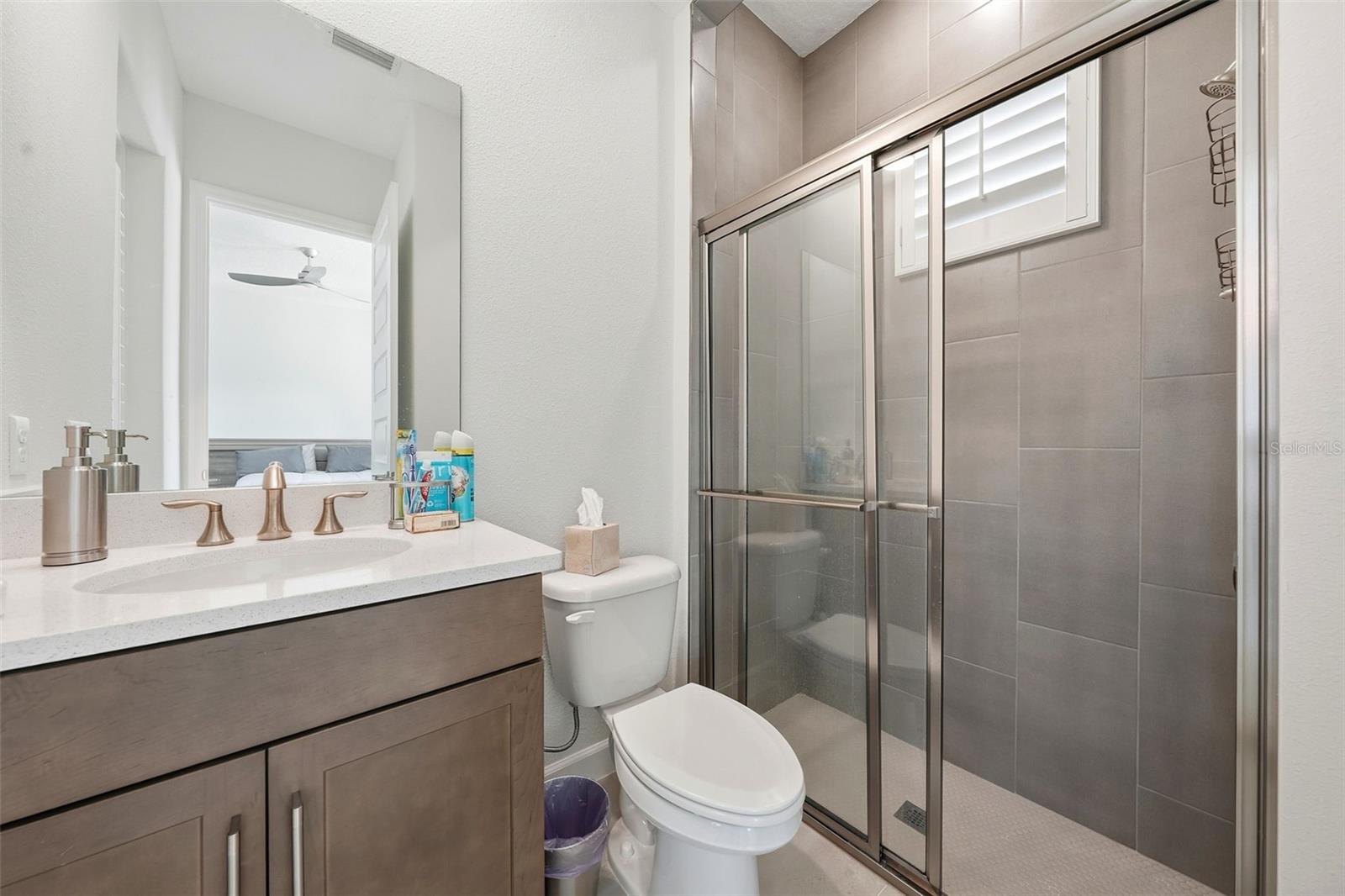 HIDDEN LAKES WATER OAKS PH 02 - Residential