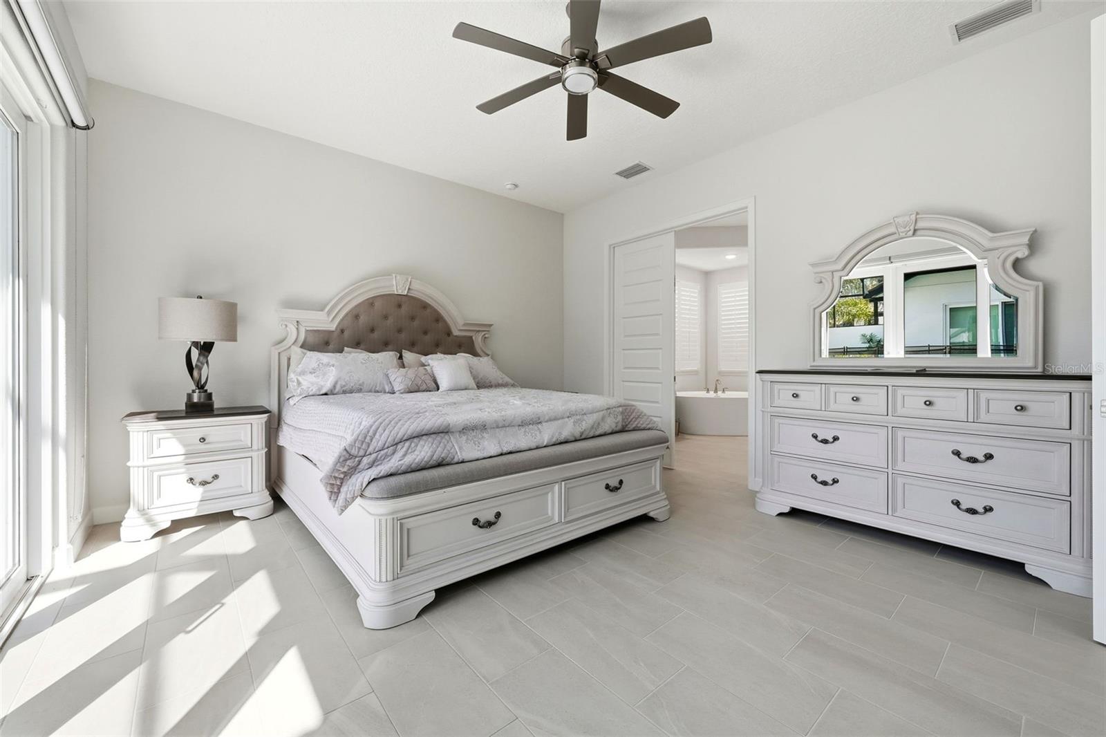 HIDDEN LAKES WATER OAKS PH 02 - Residential