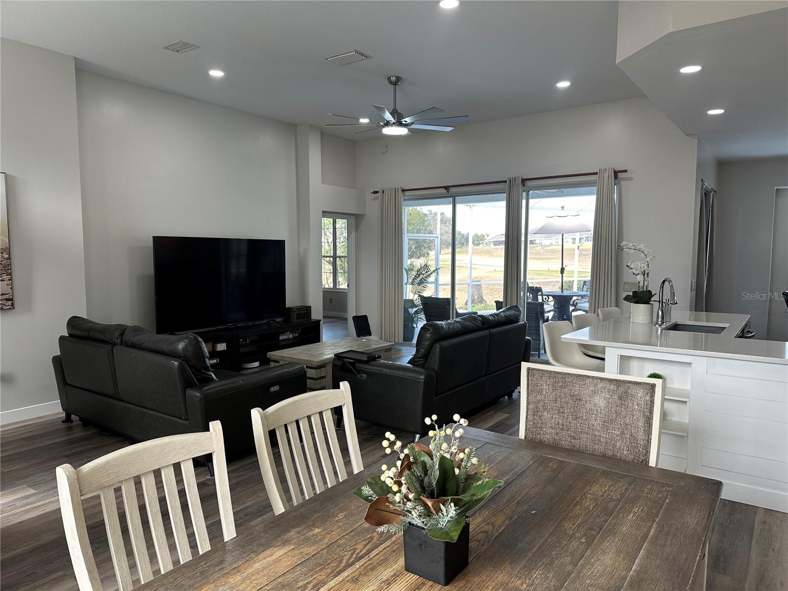 LAUREL RIDGE 01 - Residential