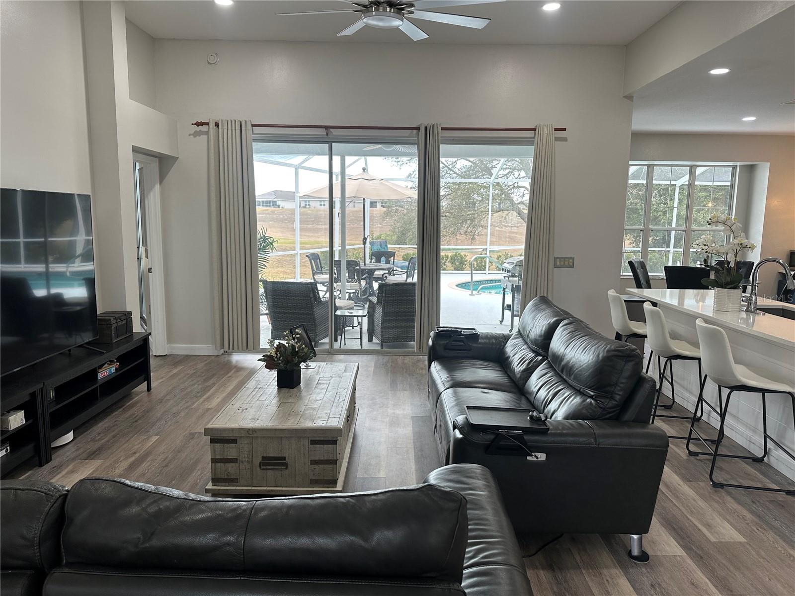 4740 N CRESTLINE DRIVE