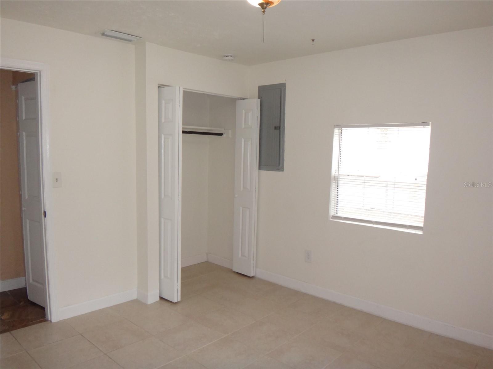 212 BASSEDENA CIRCLE S