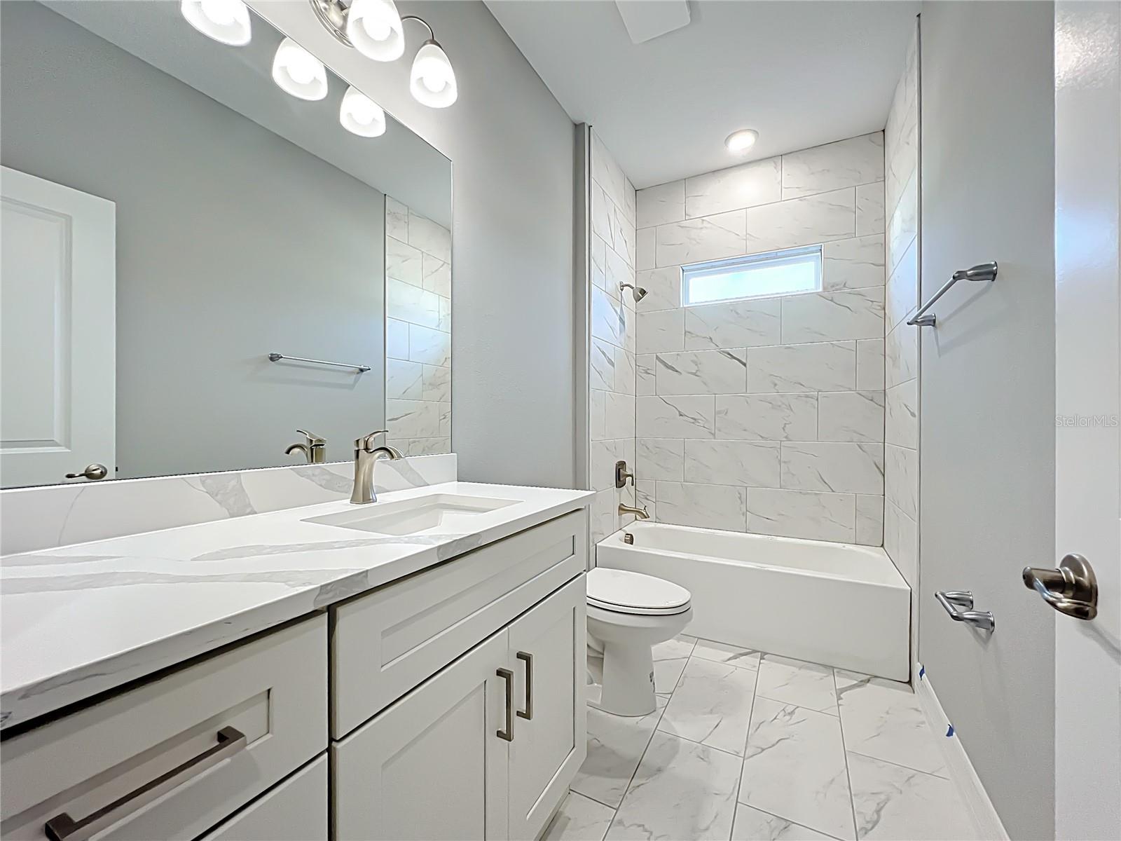 MARION OAKS UN 10 - Residential