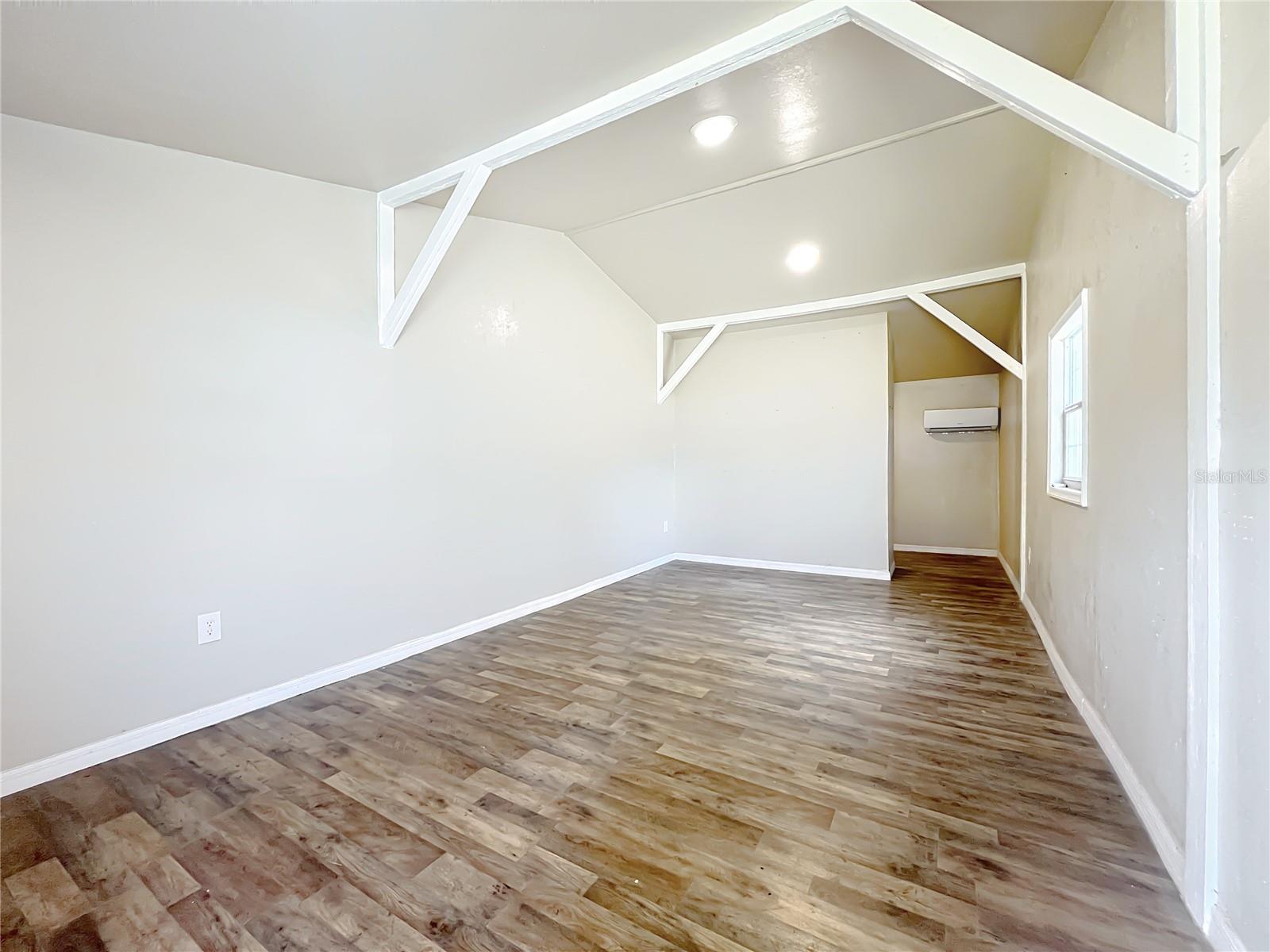 MARION OAKS UN 10 - Residential