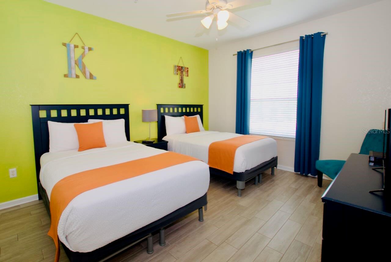 VISTA CAY/HARBOR SQUARE PH 08 - Residential