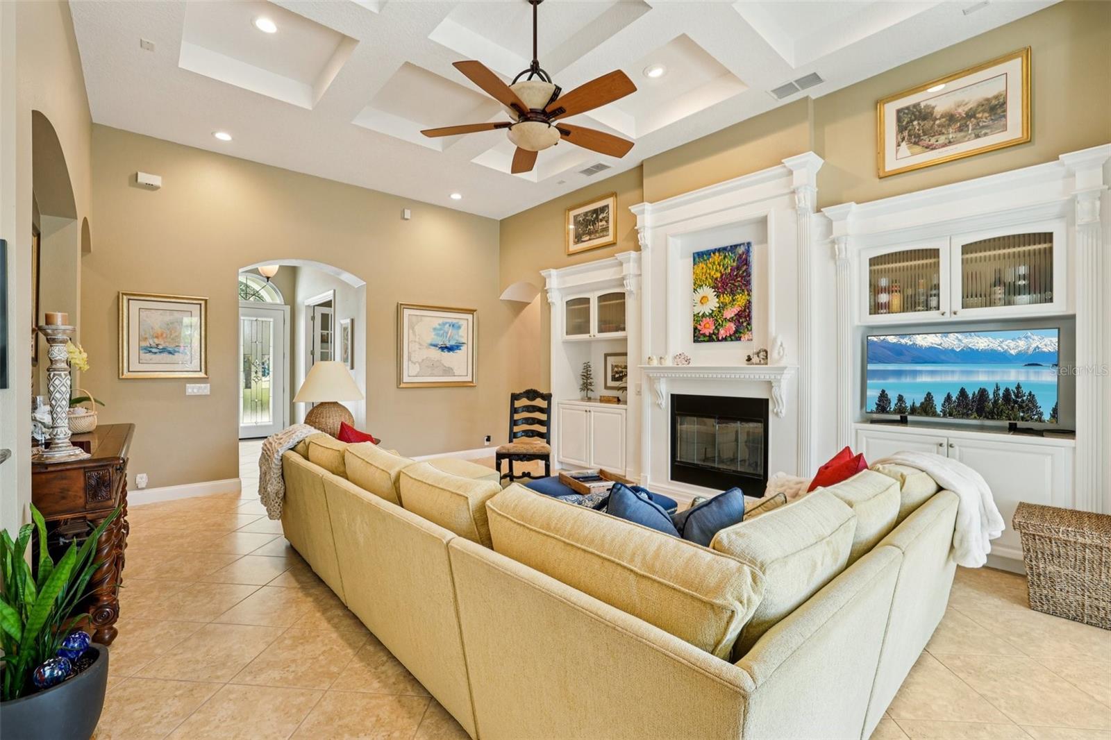 KEENES POINTE - Residential