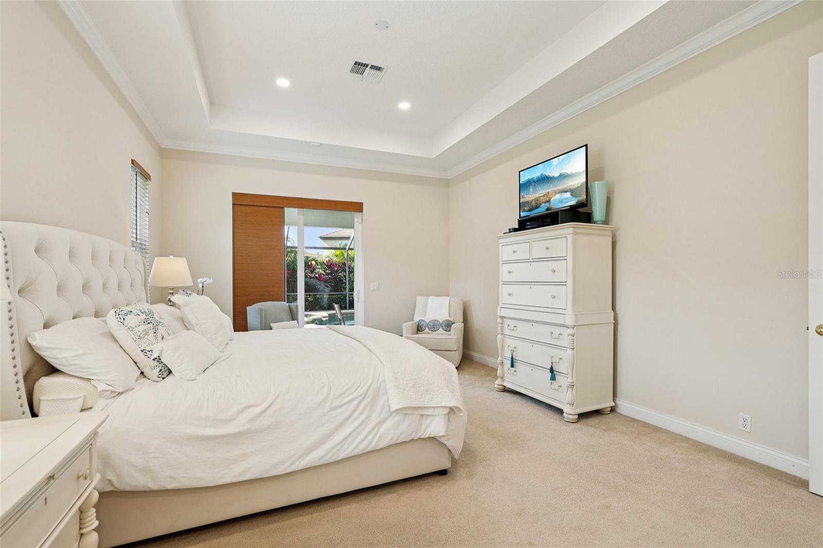 KEENES POINTE - Residential