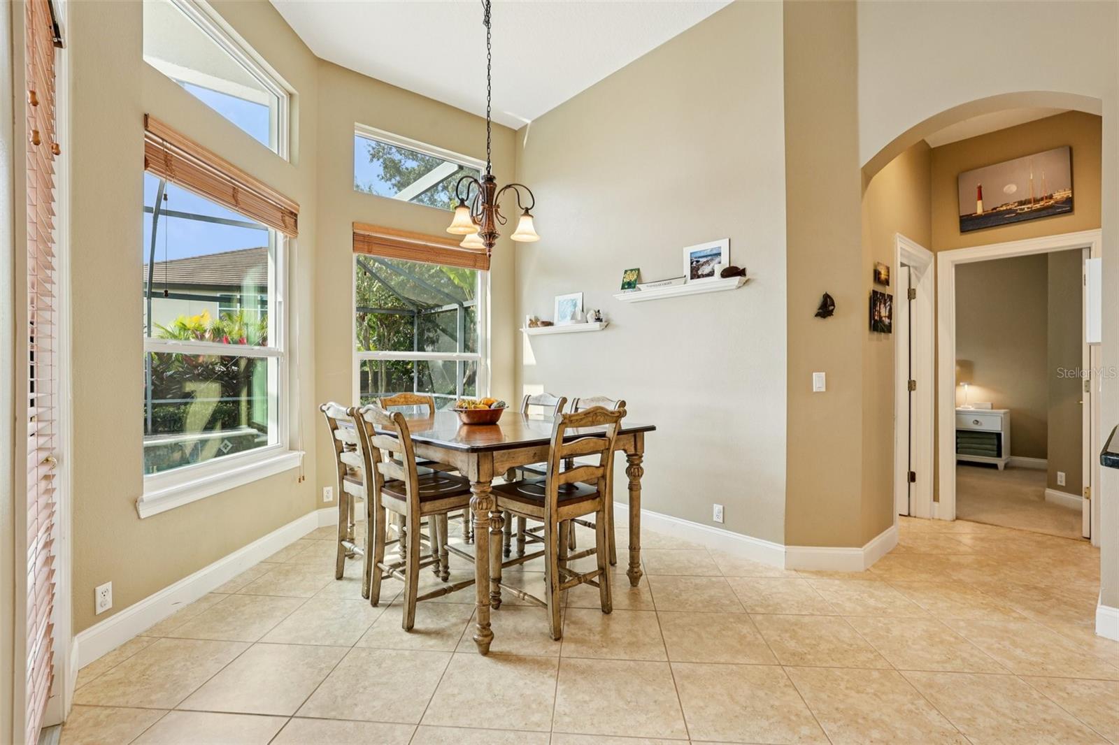 KEENES POINTE - Residential