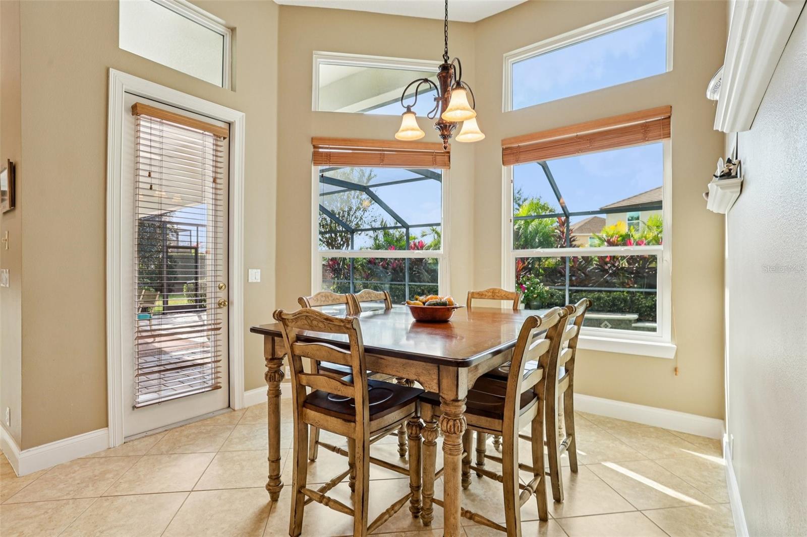 KEENES POINTE - Residential