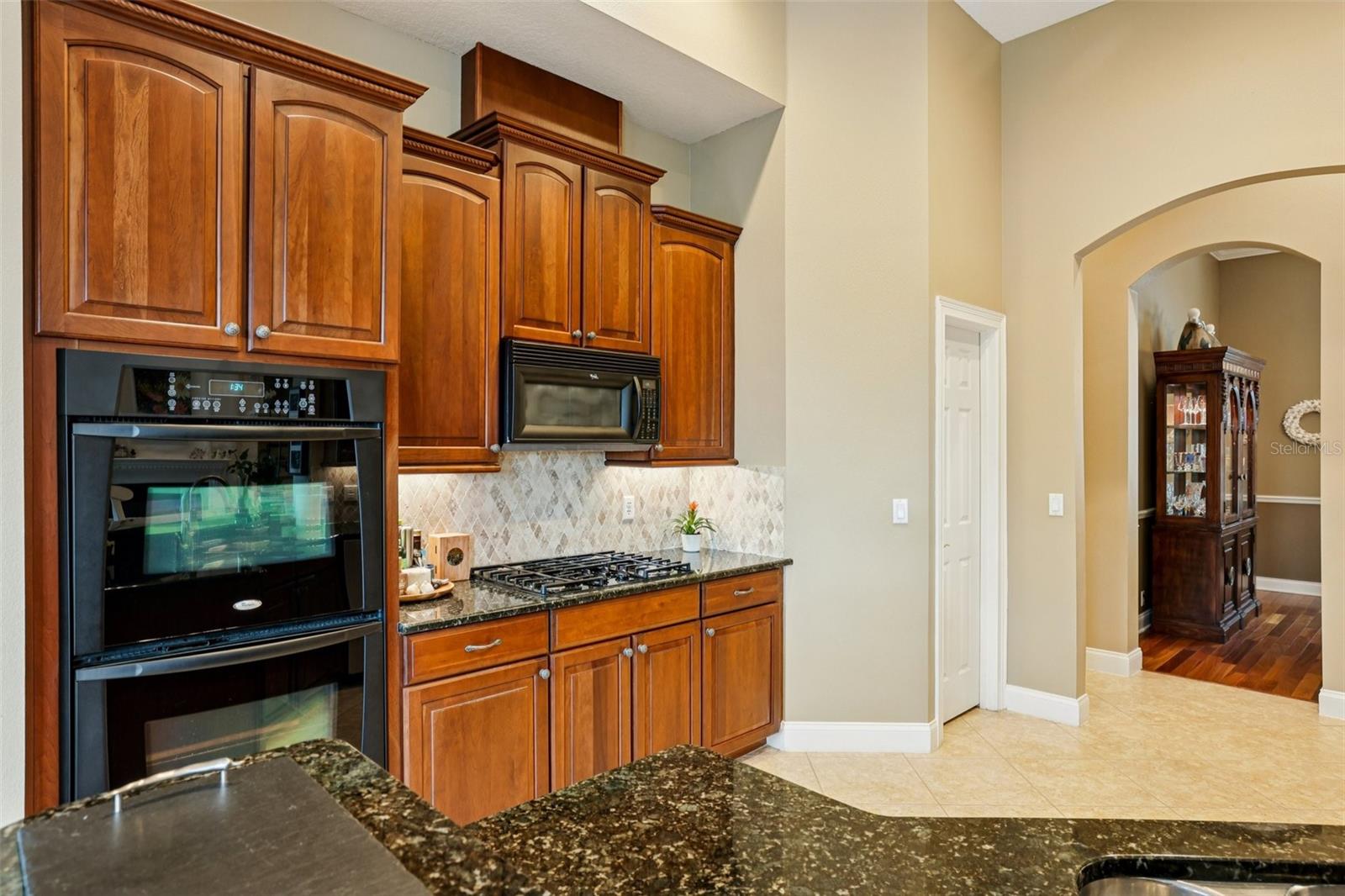 KEENES POINTE - Residential