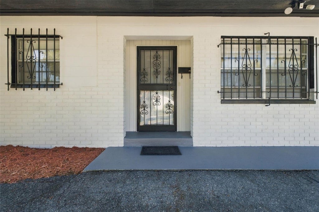 Photo of 3010 Emerson Avenue S, St Petersburg, FL 33712 (MLS # TB8561014)