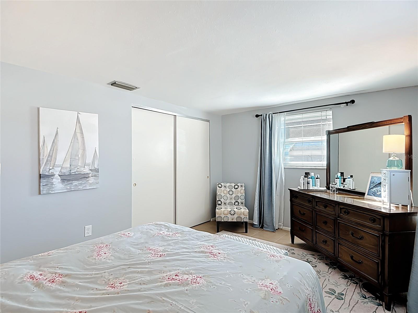 EMBASSY HILLS - Residential