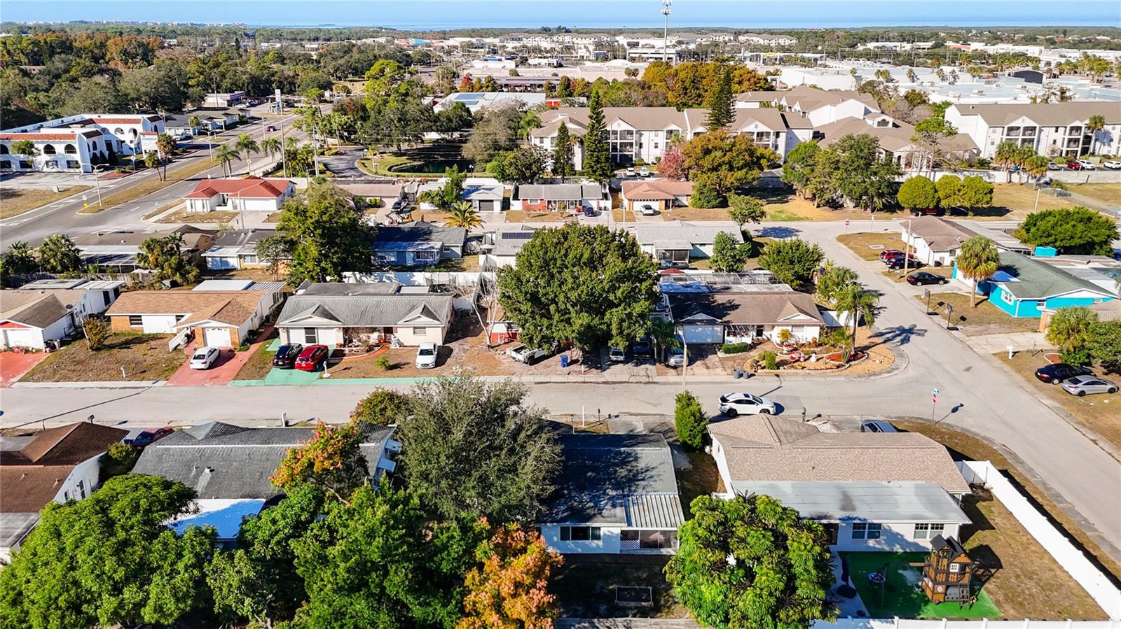 EMBASSY HILLS - Residential